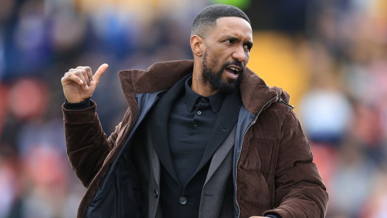 Jermain Defoe was dressed for the occasion on his first game in charge of Woking