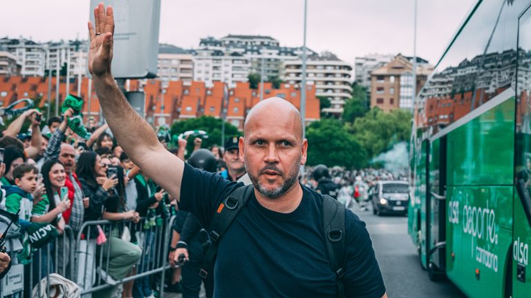 Racing Santander head coach Jose Alberto