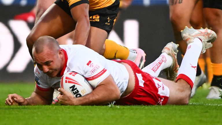 Picture by Olly Hassell/SWpix.com - 30/04/2026 - Rugby League - Betfred Super League Round 10 - Hull KR v Castleford Tigers - Sewell Group Craven Park, Hull, England - Karl Lawton of Hull KR scoring a try