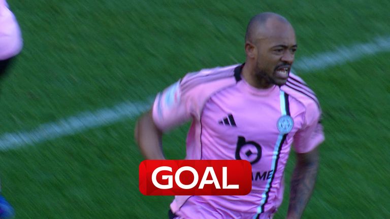 Ayew equalisers for Leicester