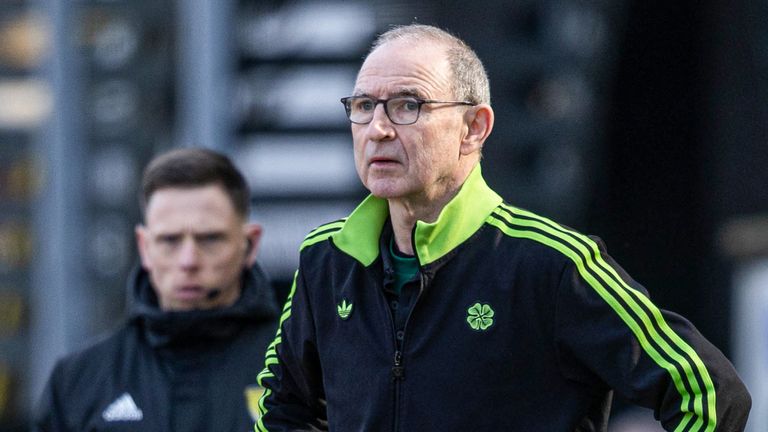 DUNDEE, SCOTLAND - MARCH 22: Celtic Manager Martin O'Neill looks dejected during a William Hill Premiership match between Dundee United and Celtic at the CalForth Construction Arena at Tannadice, on March 22, 2026, in Dundee, Scotland. (Photo by Craig Foy / SNS Group)