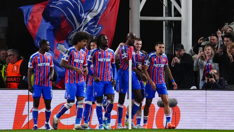 Mateta celebrates opener