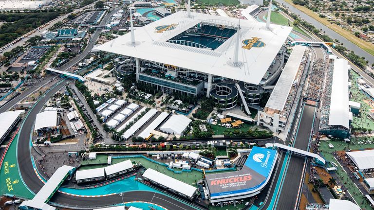 Aerial helicopter views of the Formula 1 Crypto.com Miami Grand Prix (Carlos Goldman/F1 Miami GP)