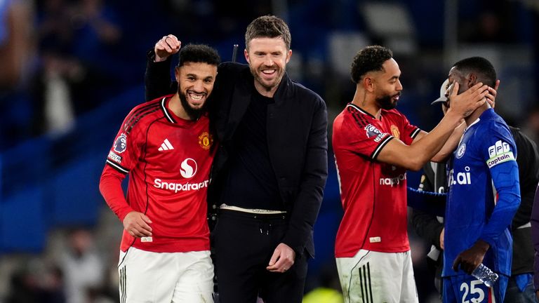 Michael Carrick celebrating with makeshift centre-back Noussair Mazraoui at full-time