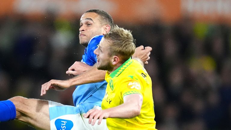 Norwich strike blow to Derby's play-off hopes