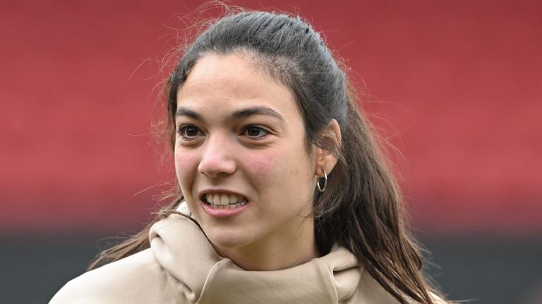 WSL latest: Villa defender Tomas retires due to knee injury