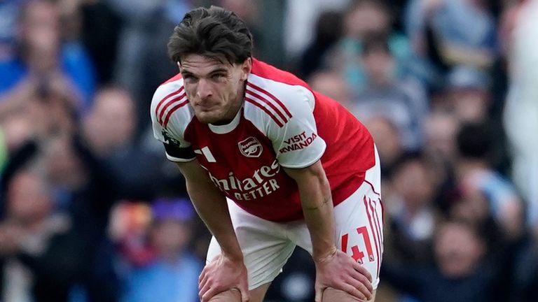 Declan Rice reacts at the final whistle as Arsenal lose 2-1 to Manchester City at the Etihad
