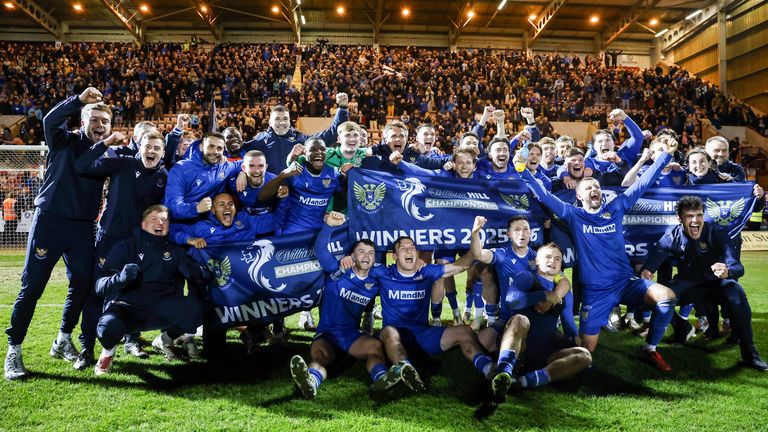 DUNFERMLINE, SCOTLAND - APRIL 21: The St Johnstone squad celebrate after winning the Scottish Championship title during a William Hill Championship match between Dunfermline Athletic and St Johnstone at KDM Group East End Park, on April 21, 2026, in Dunfermline, Scotland. (Photo by Mark Scates / SNS Group)