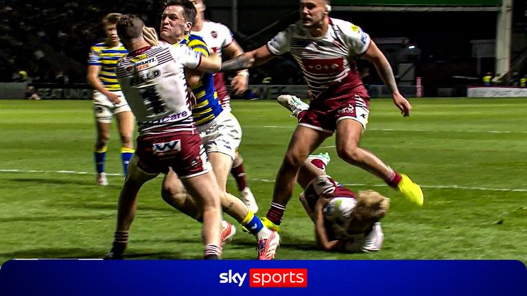 Warrington Wolves vs Wigan Warriors: Josh Thewlis powers over to punish Warriors