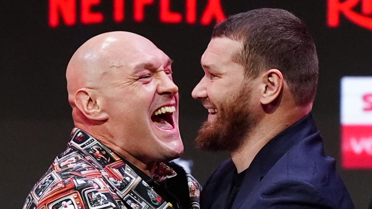 Fury and Makhmudov face off at their final press conference 