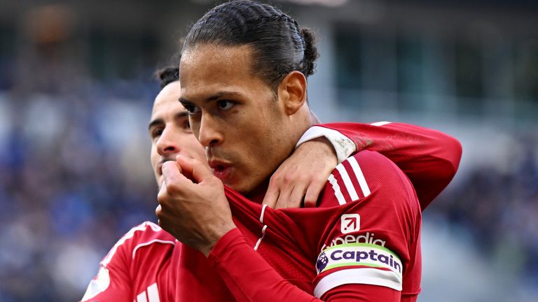 Van Dijkâs 100th-minute winner downs Everton in dramatic derby