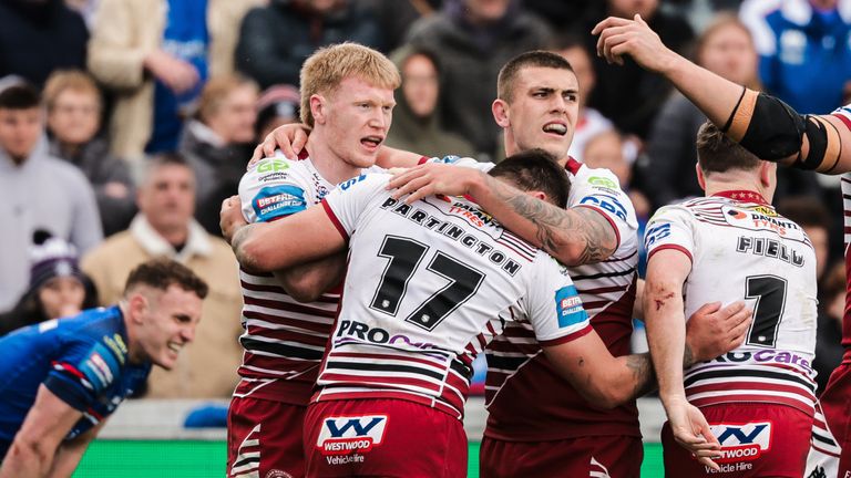 Zach Eckersley celebrates with his team. (Photo: Alex Whitehead/SWpix.com)