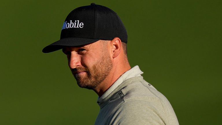 The Masters LIVE! Clark closes on McIlroy with early birdies