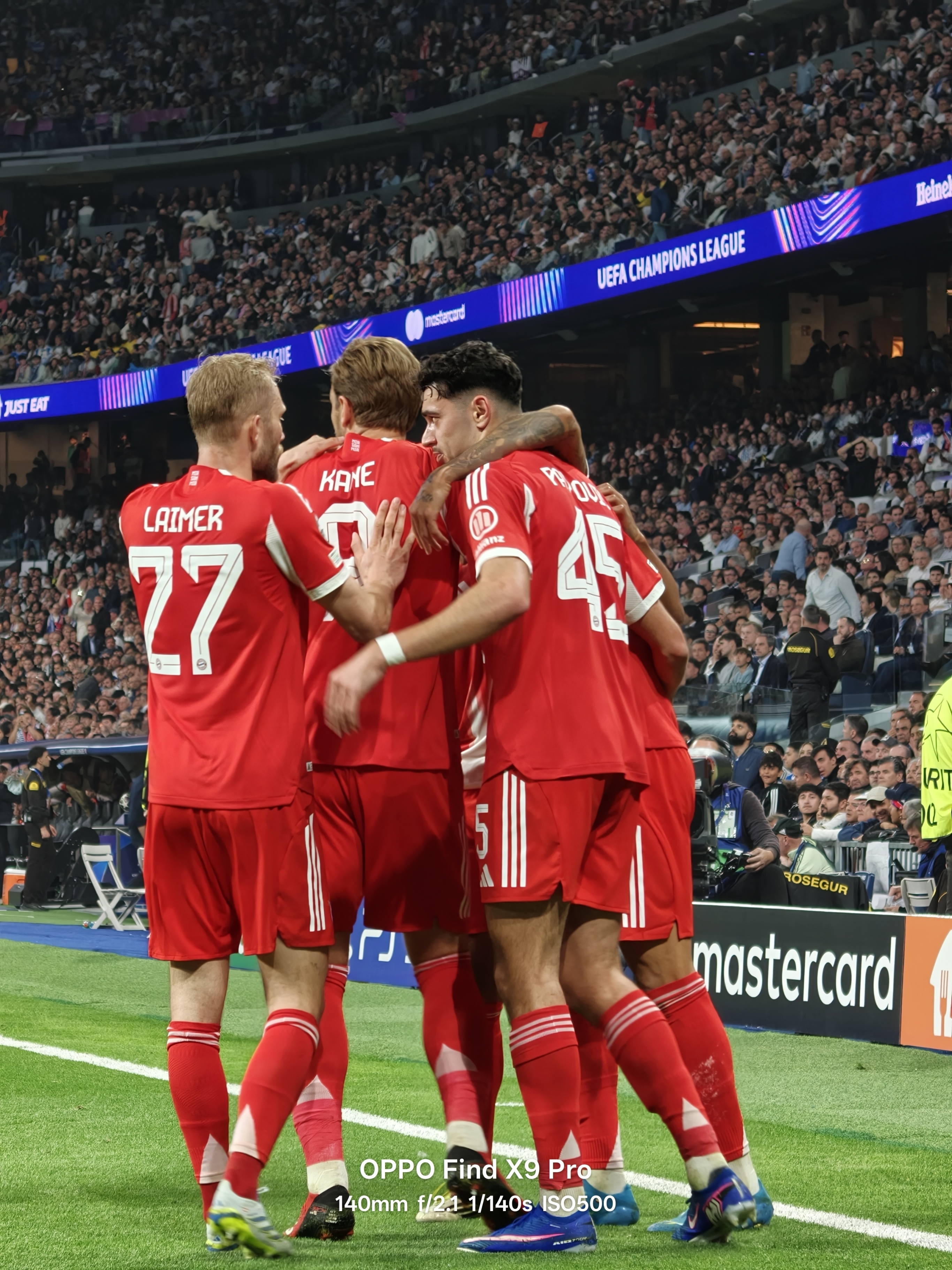 Harry Kane and Bayern Munich celebrate against Real Madrid