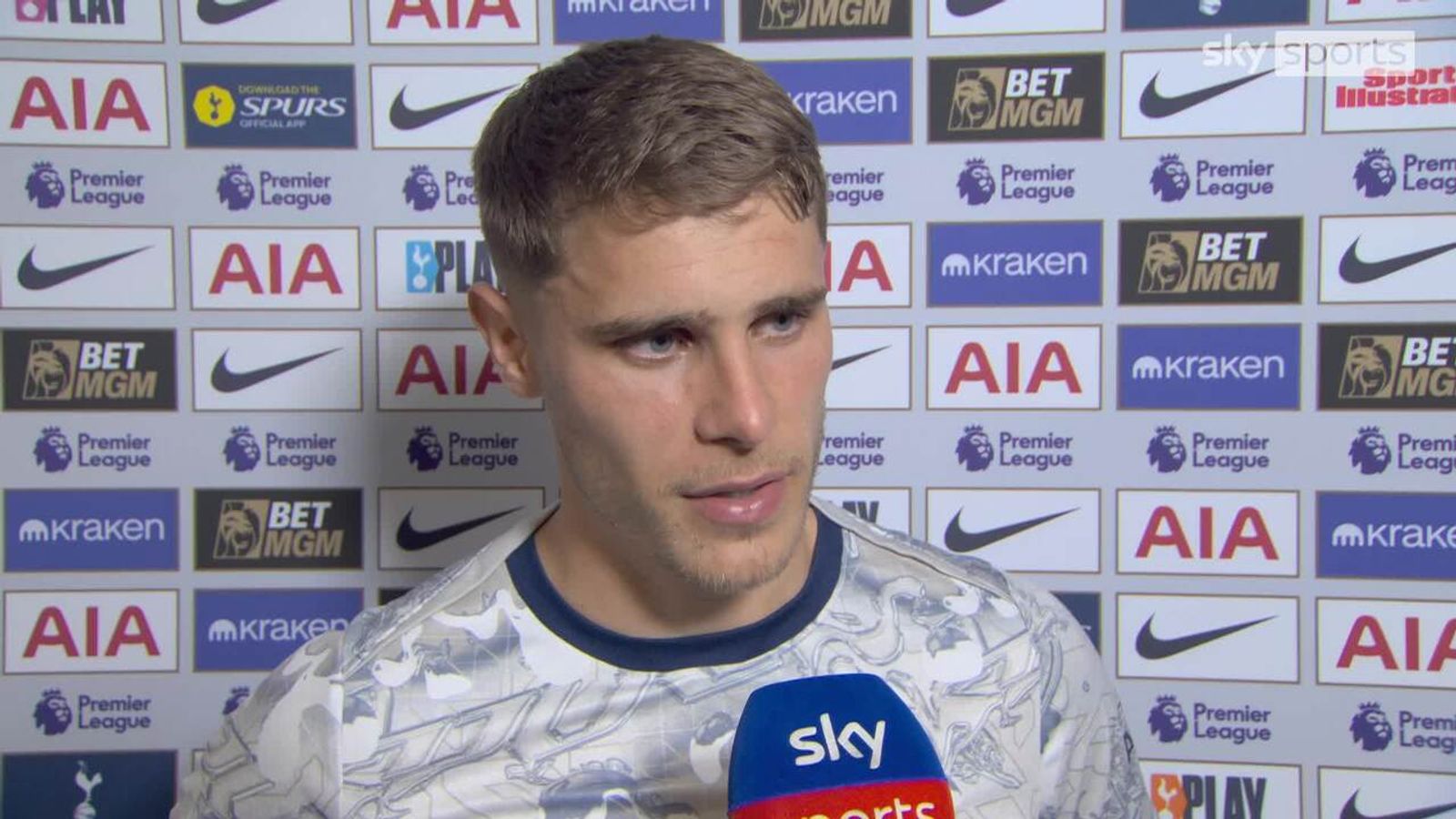 Tottenham Hotspur's Micky van de Ven: We have the right people here now, the right manager - Sky Sports