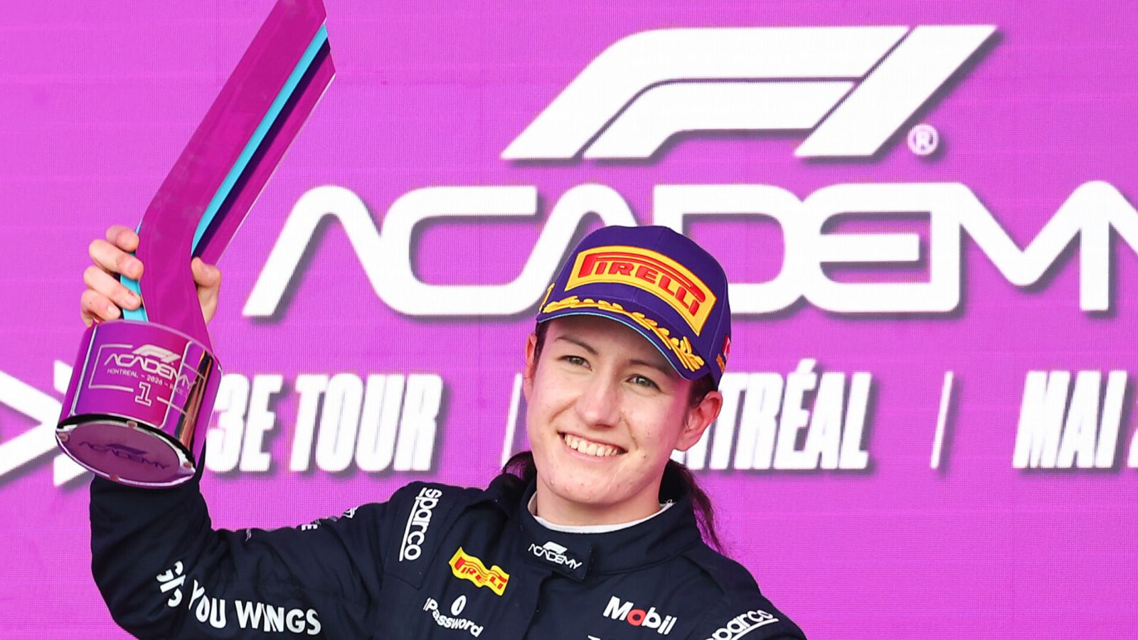 F1 Academy: Britain's Palmowski dominates wet main race in Canada