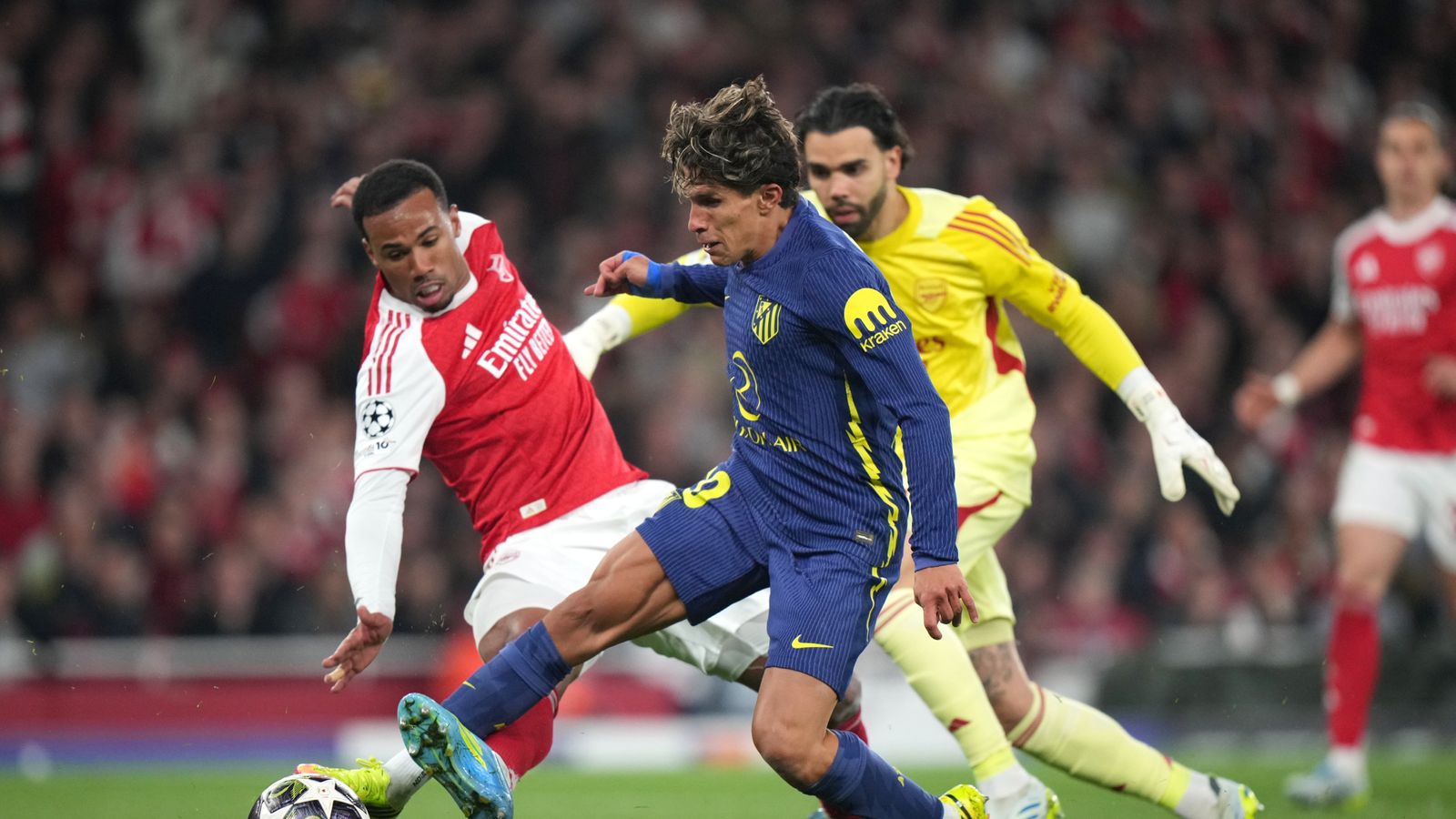 Arsenal on Cusp of Premier League Title as Everton Hold Man City 3-3