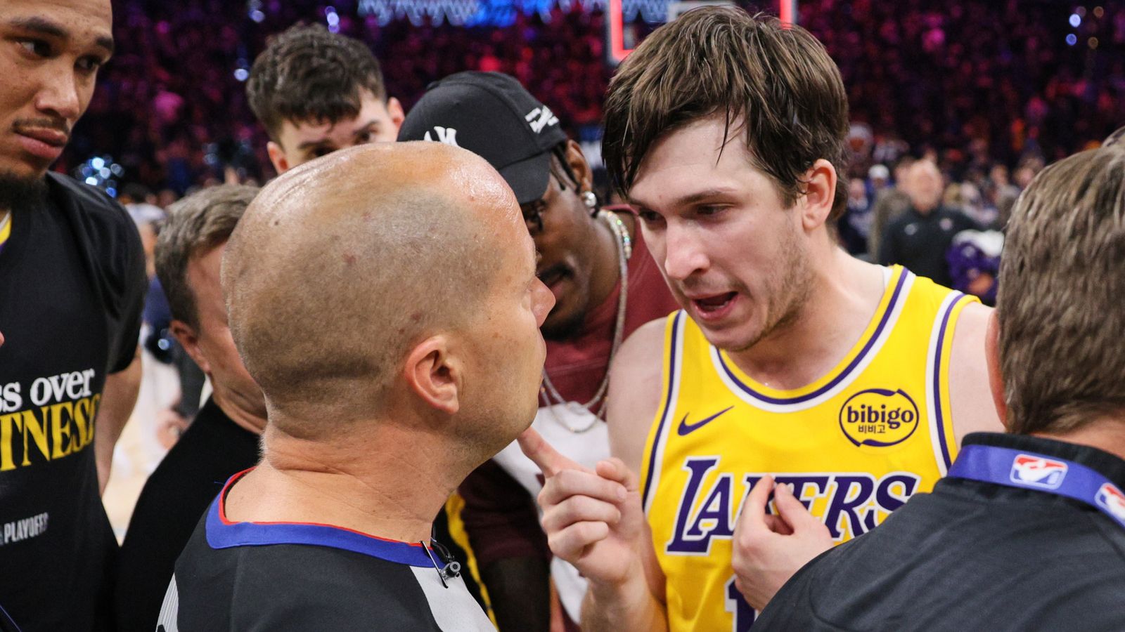 NBA Playoffs: Los Angeles Lakers fall 2-0 down to Oklahoma City Thunder as Detroit Pistons double advantage over Cleveland Cavaliers