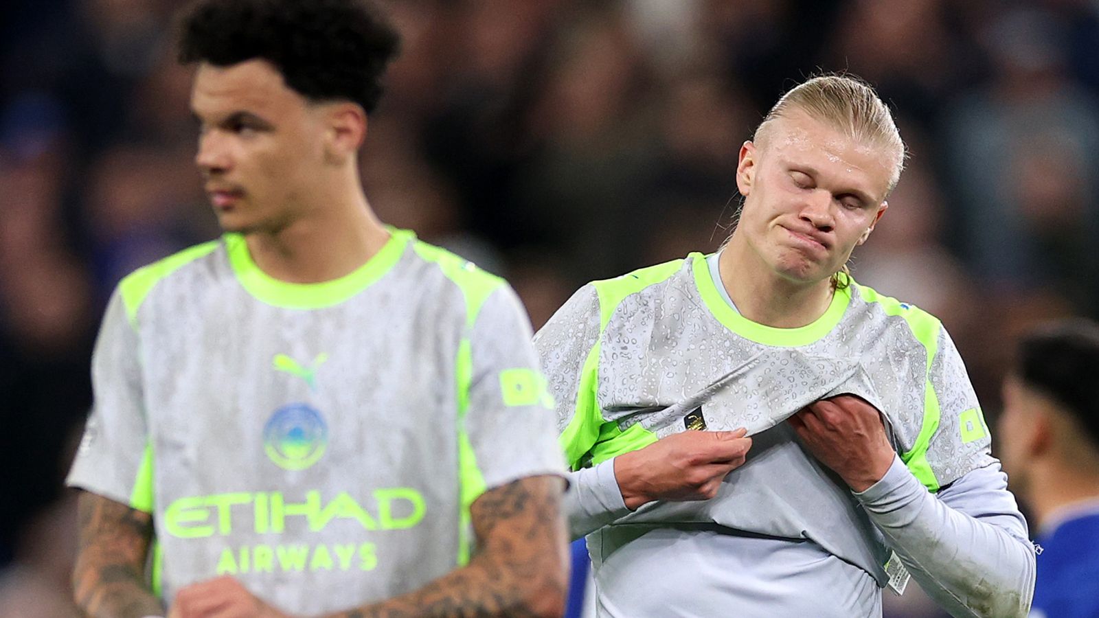 Everton 3-3 Man City: Jeremy Doku scored a 97th-minute equaliser but City gift Arsenal title advantage after collapse