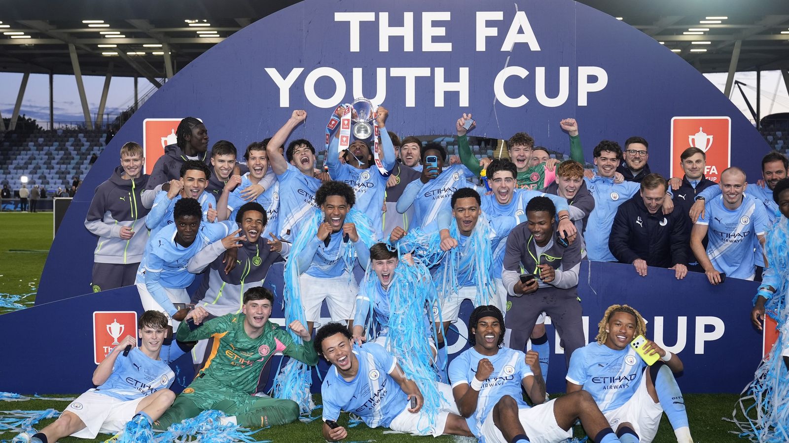 Manchester City 2-1 Manchester United: Reigan Heskey settles FA Youth Cup final with late derby goal