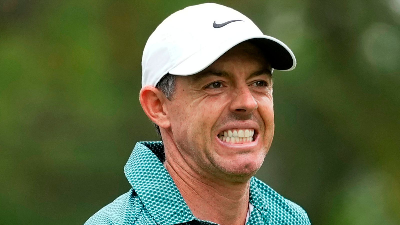 PGA Tour: England's Alex Fitzpatrick leads Truist Championship as Rory McIlroy's title hopes fade at Quail Hollow