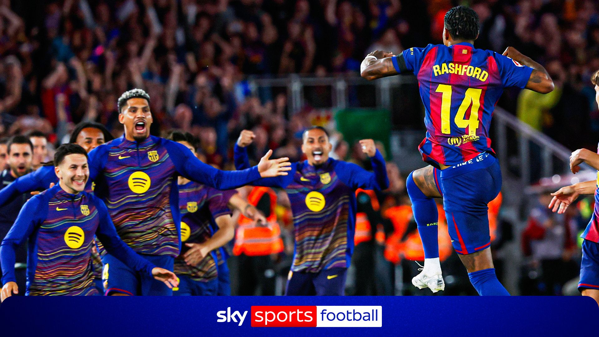 Rashford scores STUNNING free-kick in El Clasico!