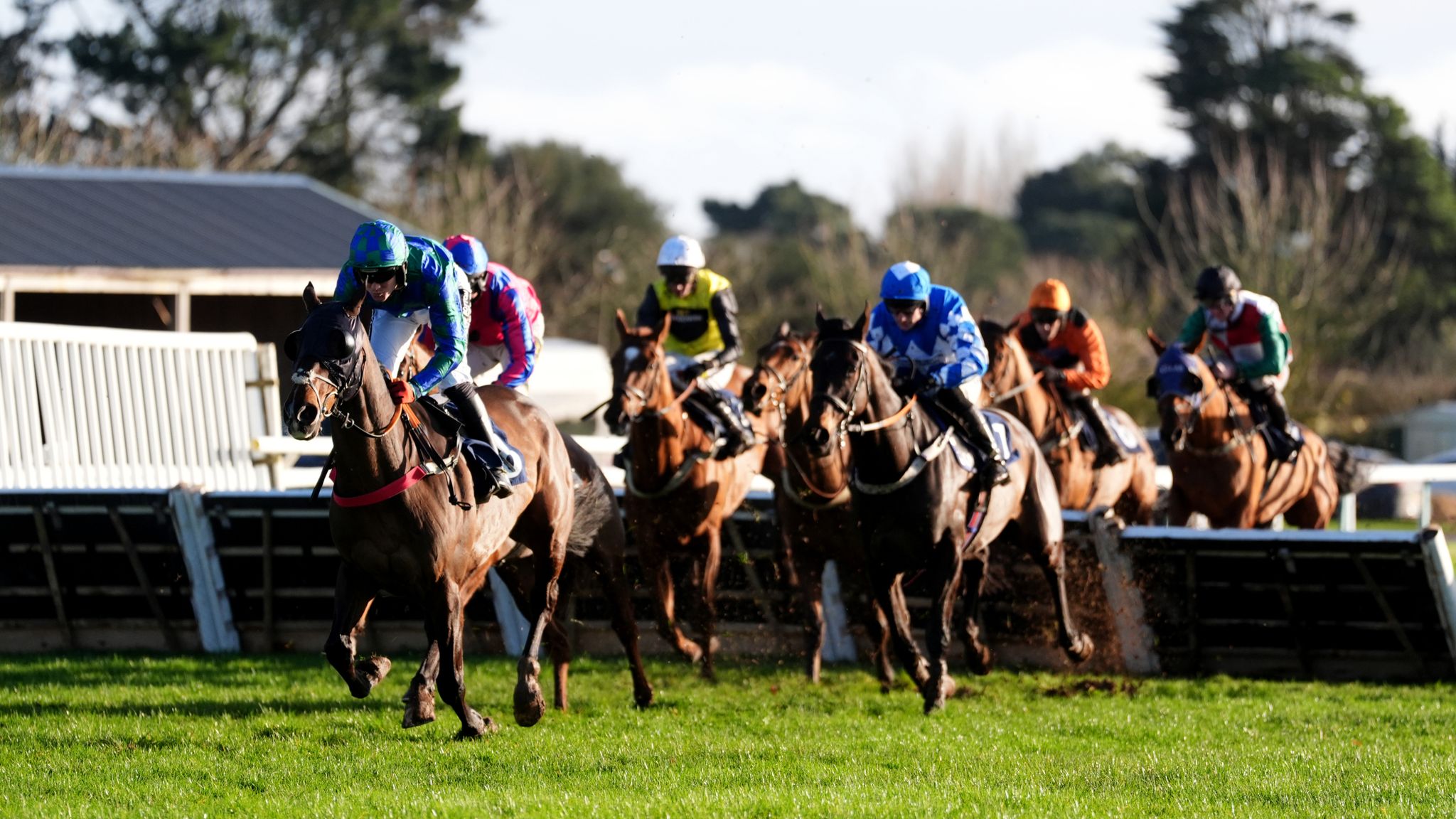 Today on Sky Sports Racing: Fontwell hosts six-race National Hunt card ...