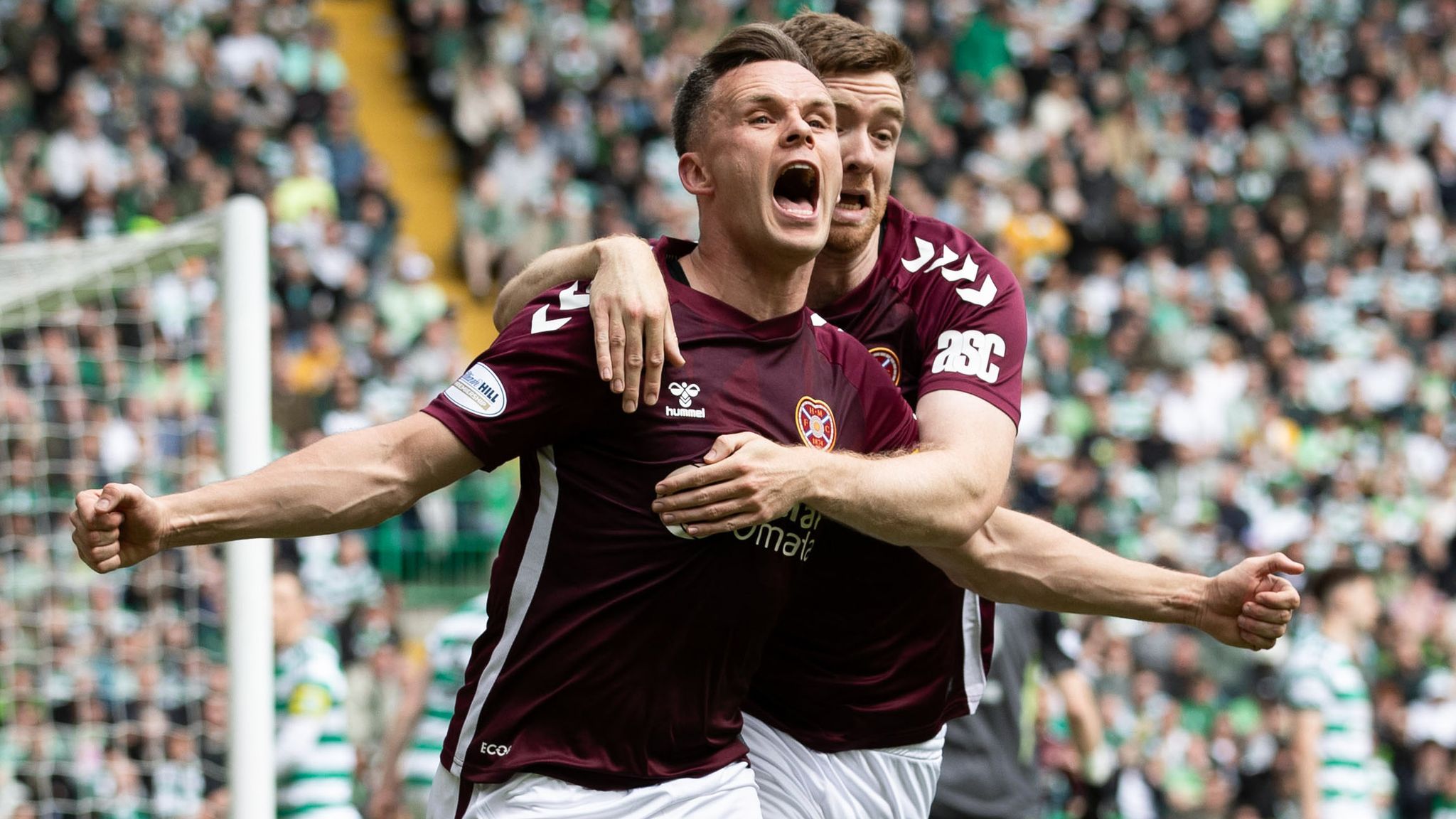 Rangers in advanced talks to sign Hearts captain Shankland