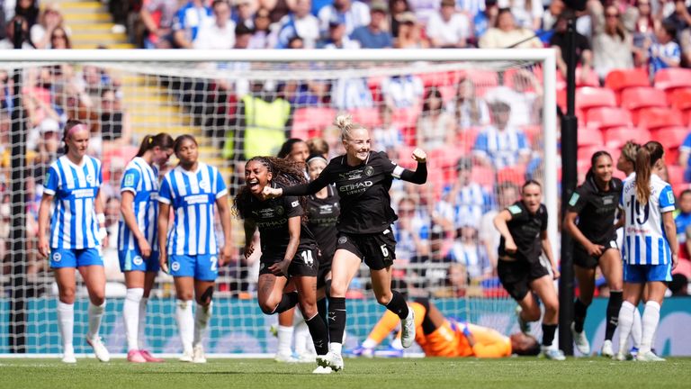 Alex Greenwood doubled Man City's lead