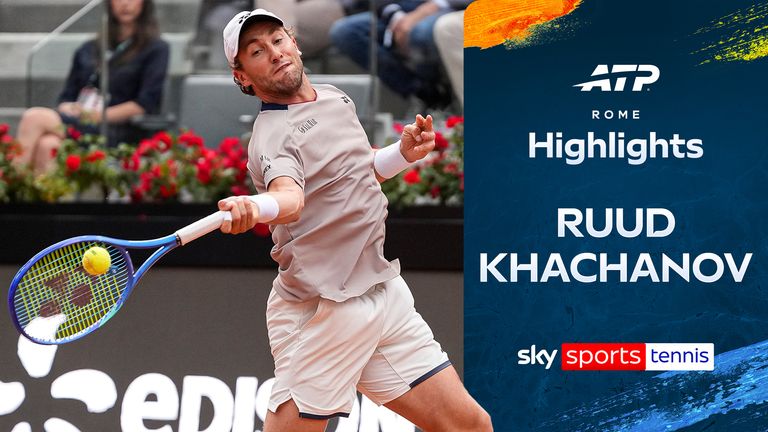 Highlights of Casper Ruud against Karen Khachanov from the Italian Open.