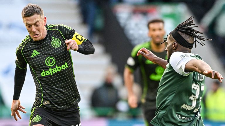 EDINBURGH, SCOTLAND - NOVEMBER 30: Celtic's Callum McGregor and Hibernian's Rocky Biushiri in action during a William Hill Premiership match between Hibernian and Celtic at Easter Road, on November 30, 2025, in Edinburgh, Scotland. (Photo by Paul Devlin / SNS Group)