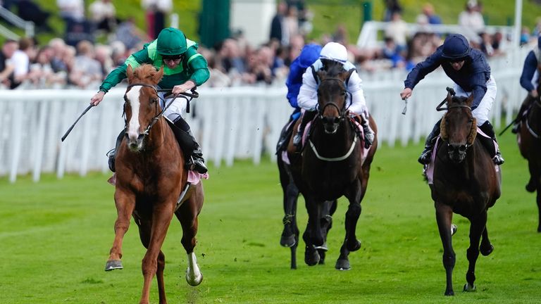Benvenuto Cellini comes home in front in the Chester Vase under Ryan Moore