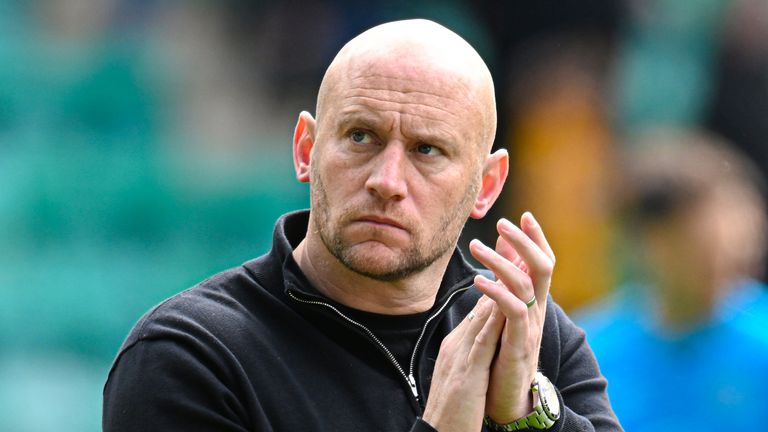  Hibernian head coach David Gray looks dejected 