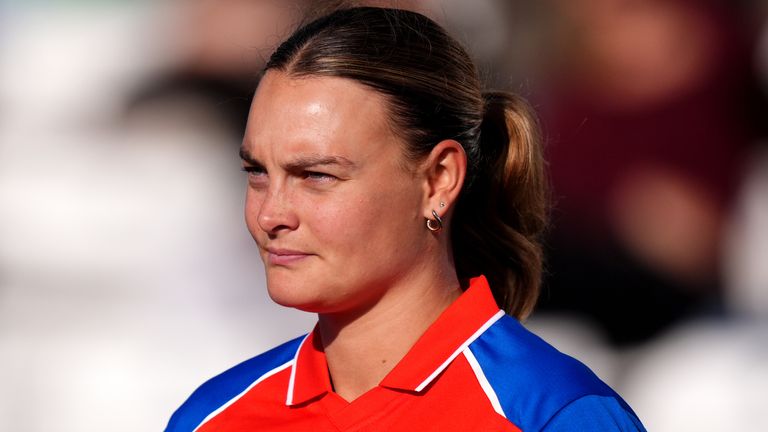 Dani Gibson, críquete feminino da Inglaterra T20I (imagens PA)