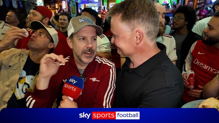 Ted Lasso star Jason Sudeikis was cheering on his beloved Arsenal during the Champions League final in a Kansas City bar!