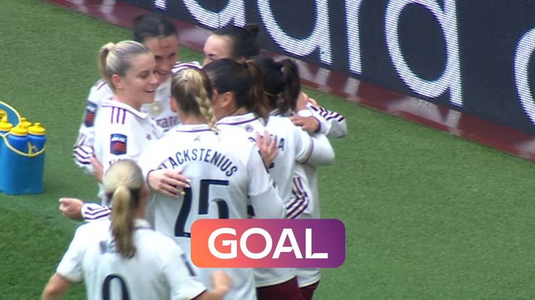 Mariona Caldentey finished off a clever corner routine as Arsenal moved 2-0 ahead against Liverpool.
