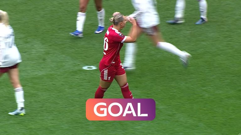 Zara Shaw scored in front of the Kop as Liverpool pulled one back against Arsenal.