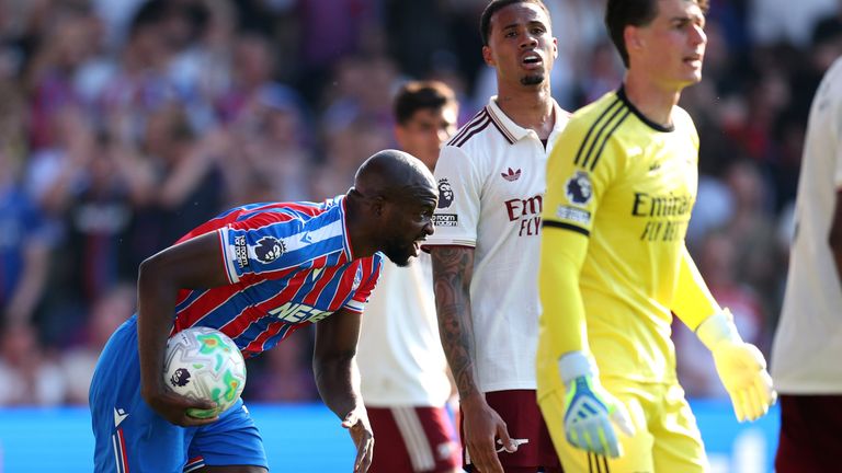 Jean-Philippe Mateta pulls a goal back for Crystal Palace