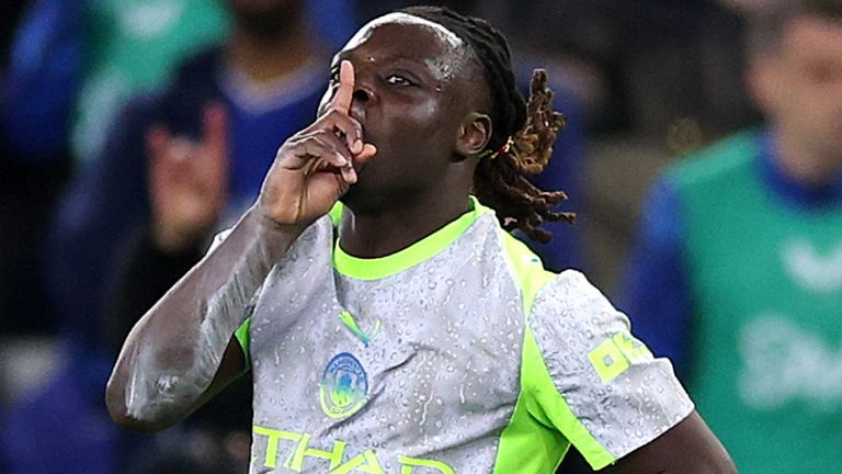 Jeremy Doku scored a late equaliser to rescue a draw for Man City at Everton