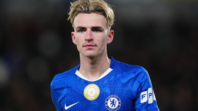 Jesse Derry playing for Chelsea