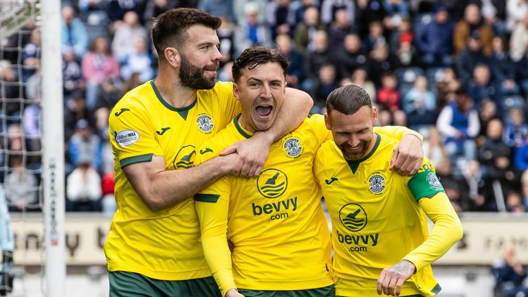 Hibernian's Josh Campbell (centre) celebrates scoring to make it 1-0 against Falkirk