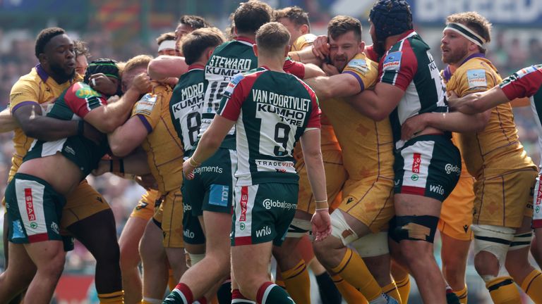 Players of Leicester Tigers and Northampton Saints clash during the Gallagher PREM match 