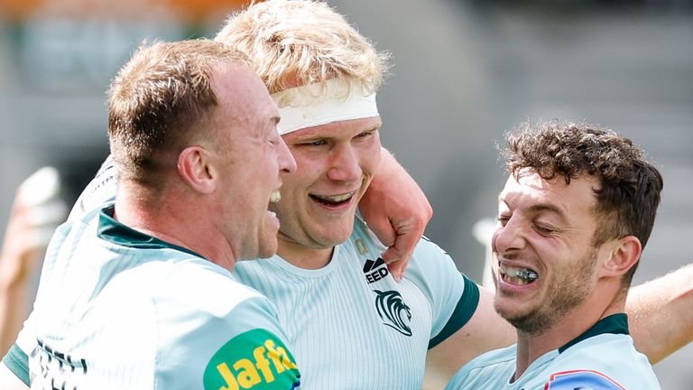 Leicester Tigers celebrate try during win over Sale Sharks