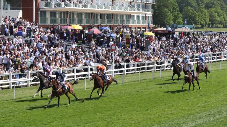 Royal Velvet ridden by William Buick goes on to win the William Hill Chartwell Fillies' Stakes at Lingfield Park