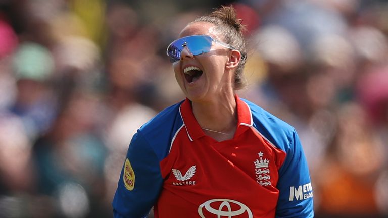 England's Linsey Smith celebrates after dismissing Melie Kerr of New Zealand