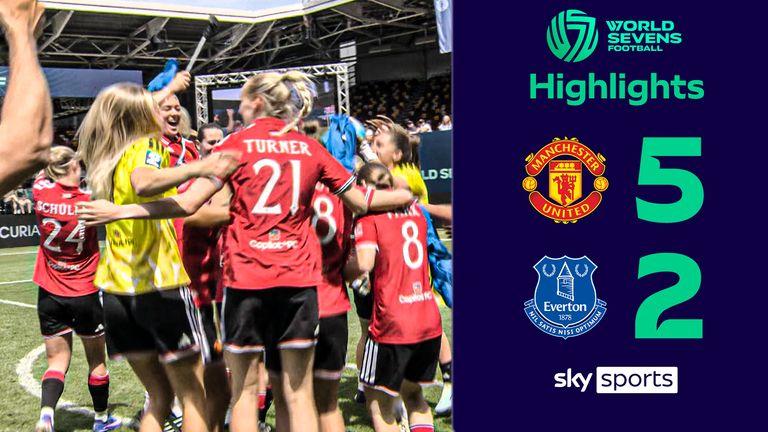 Highlights of the World Sevens semi-final between Manchester United and Everton.