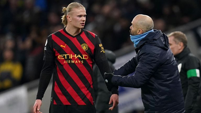 Maresca (à direita) estava na equipe de bastidores do Man City quando Erling Haaland se juntou ao clube