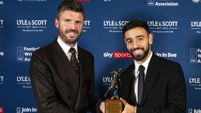 Michael Carrick presented Bruno Fernandes with his FWA Footballer of the Year prize