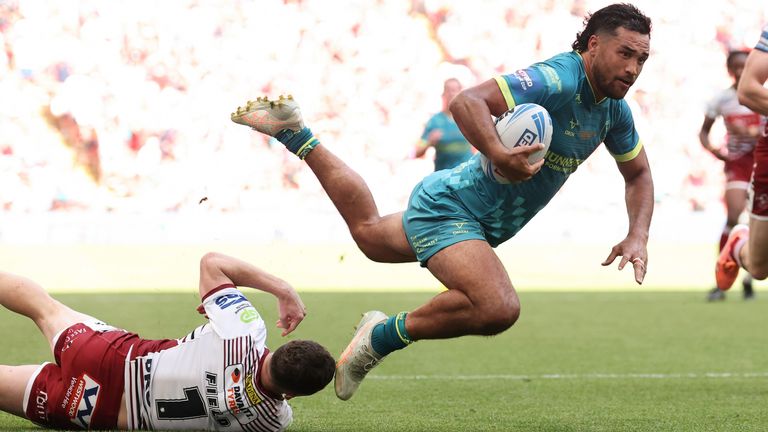 Picture by Alex Whitehead/SWpix.com - 30/05/2026 - Rugby League - Betfred Challenge Cup Final - Wigan Warriors v Hull KR - Wembley Stadium, London, England - Hull KR's Peta Hiku scores a try against Wigan.