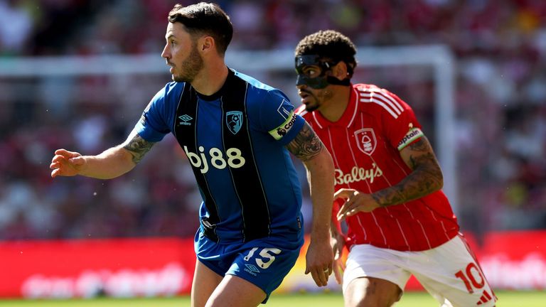 Adam Smith is tracked by Morgan Gibbs-White
